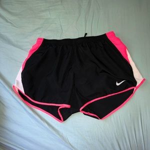 Black+ Hot pink Nike running shorts